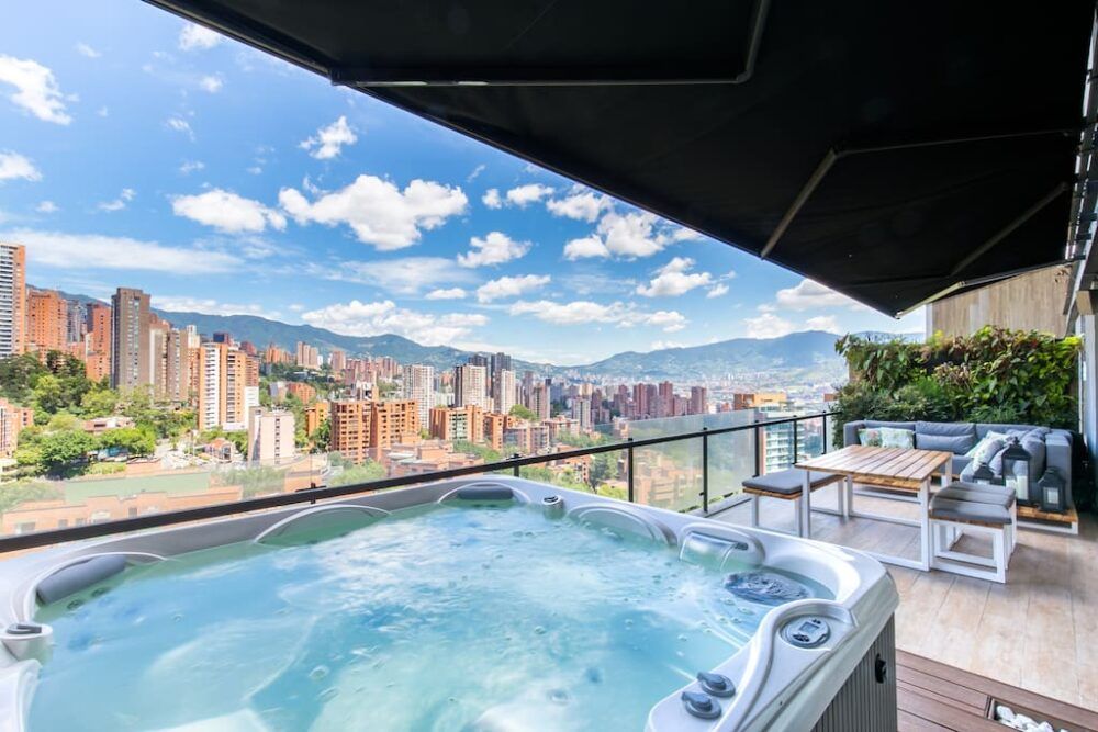 Airbnb Medellín