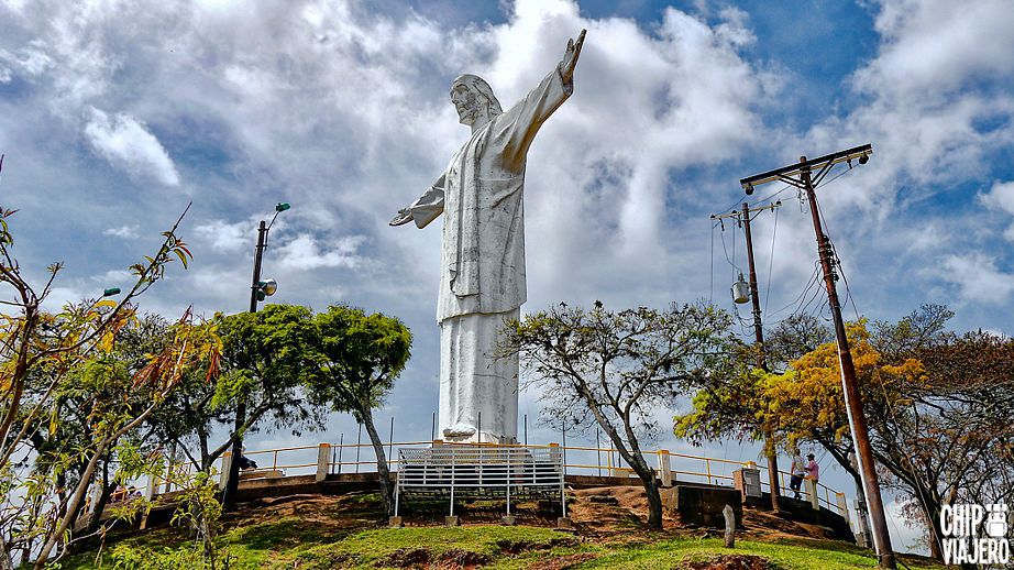Monumento a Cristo Rey, Colombia